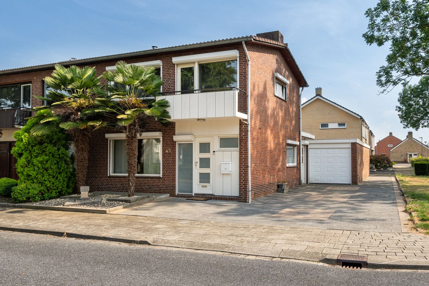 Foto 1 van Bartholemeusstraat 43