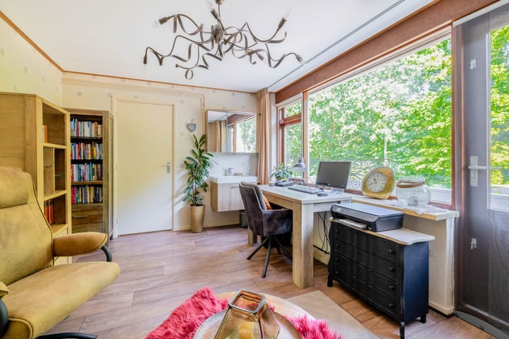 Foto 36 van Lisstraat 80