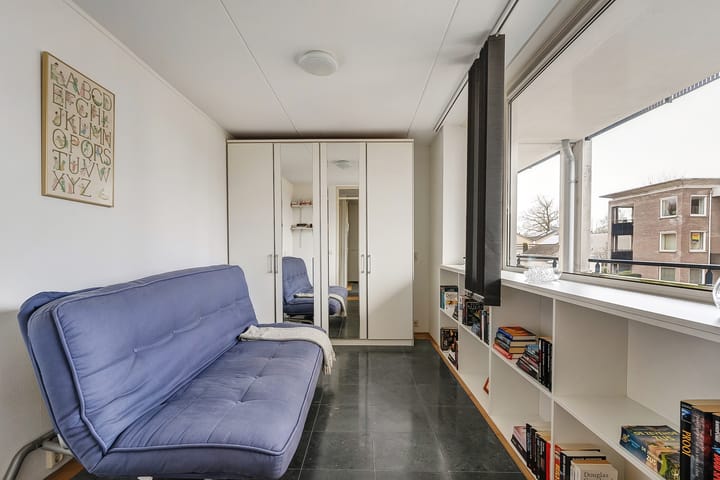 Foto 17 van Hondsroos 8