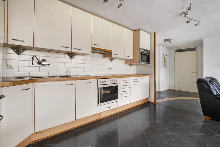 Foto 12 van Hondsroos 8