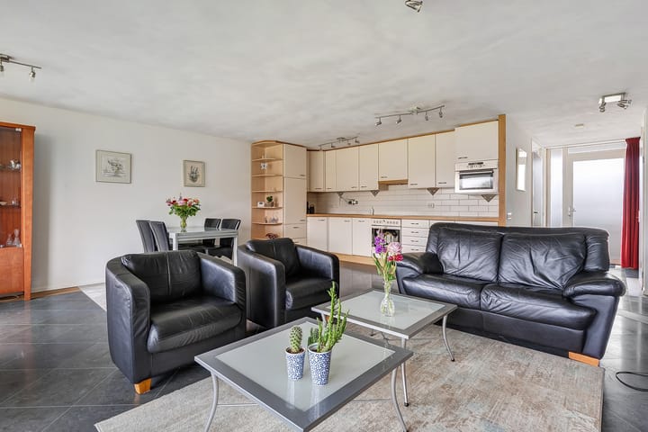 Foto 9 van Hondsroos 8