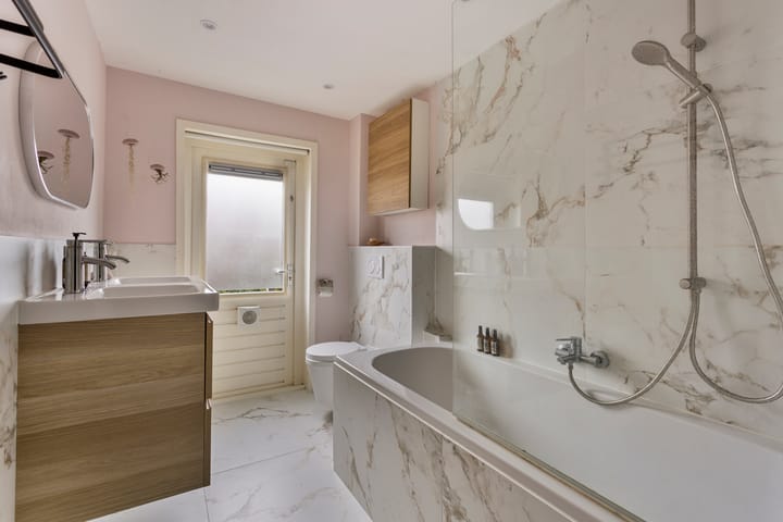 Foto 22 van De Ruijterstraat 66