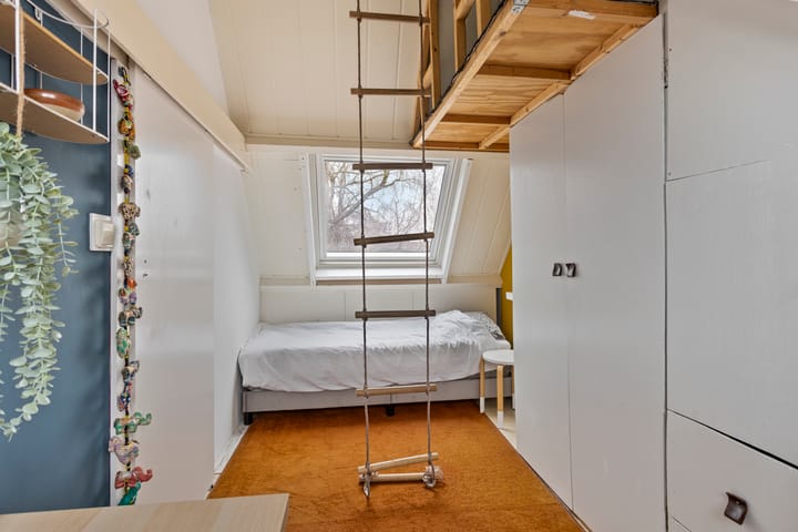 Foto 29 van De Ruijterstraat 66