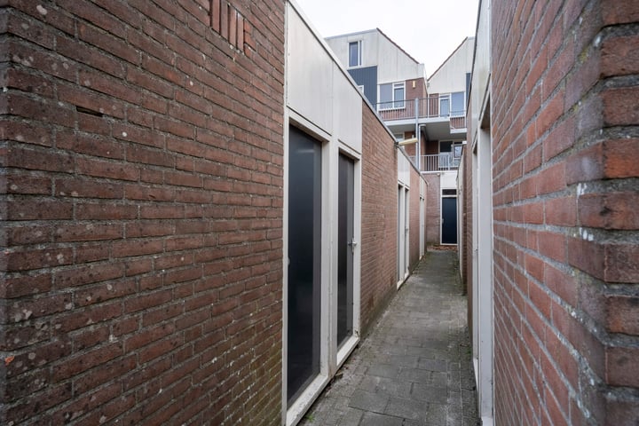 Bekijk foto 25 van Locomobielstraat 44