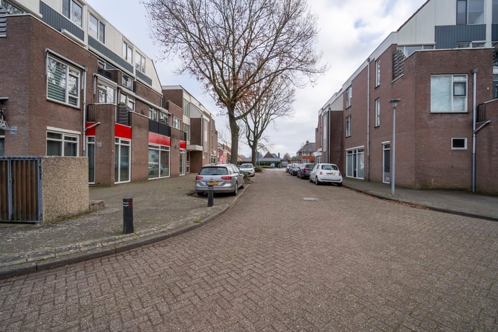 Bekijk foto 26 van Locomobielstraat 44