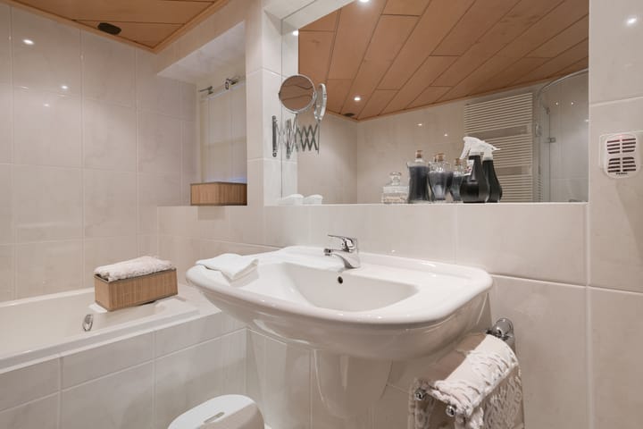 Photo 27 of Dr Hoegenstraat 1