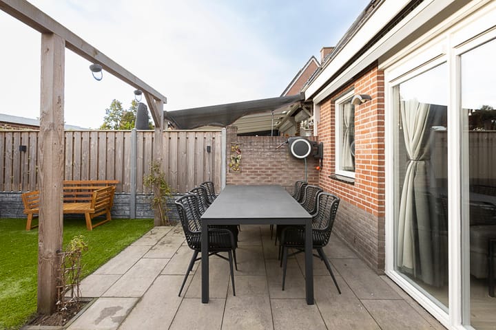 Foto 14 van De Gasperisingel 33