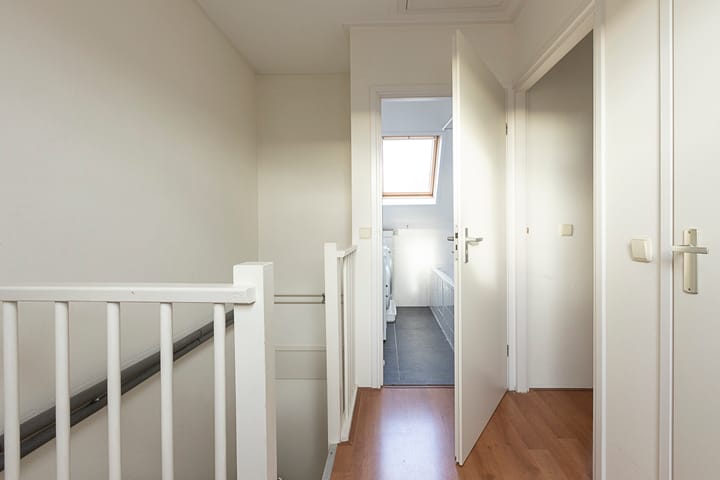 Foto 27 van De Gasperisingel 33