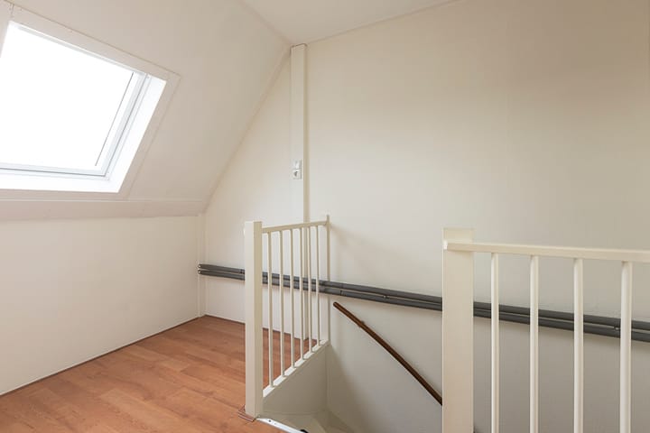 Foto 28 van De Gasperisingel 33