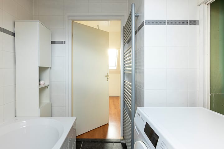 Foto 34 van De Gasperisingel 33