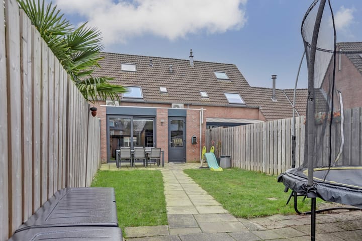 Foto 36 van Bereklauw 115