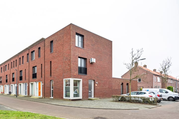 Graaf Engelbrechtstraat 1 A