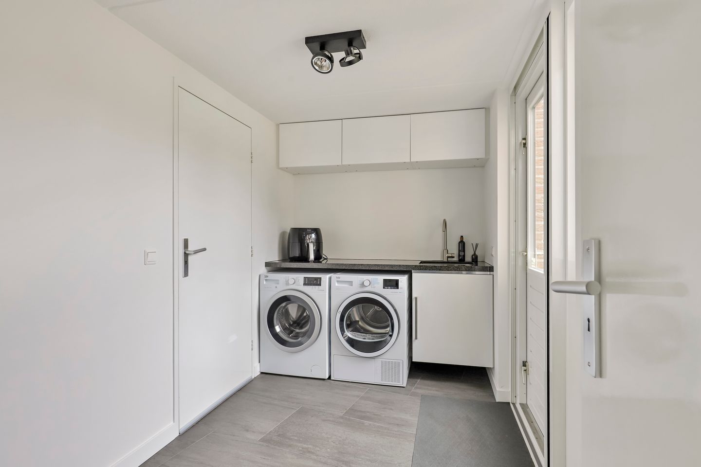 Foto 14 van Benijnenhofstraat 11