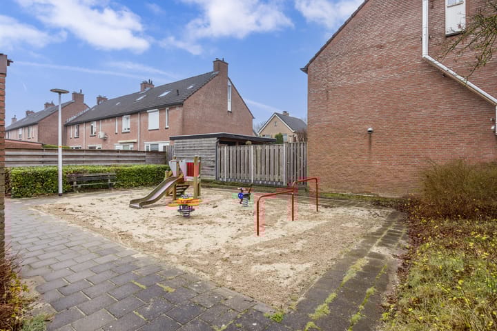 Foto 28 van Theodora Versteeghstraat 85