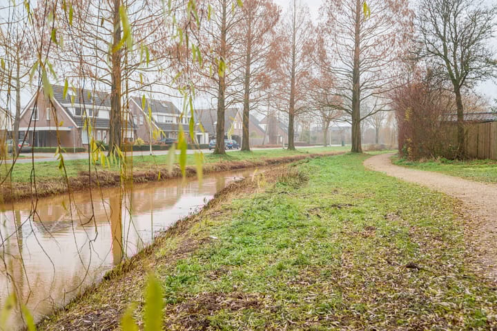 Foto 39 van Reggestraat 4