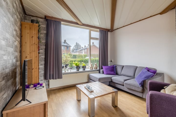 Foto 6 van van Limburg Stirumstraat 24