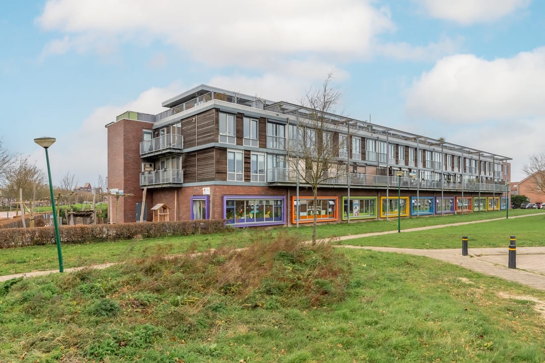 Foto 1 van Bronmos 52