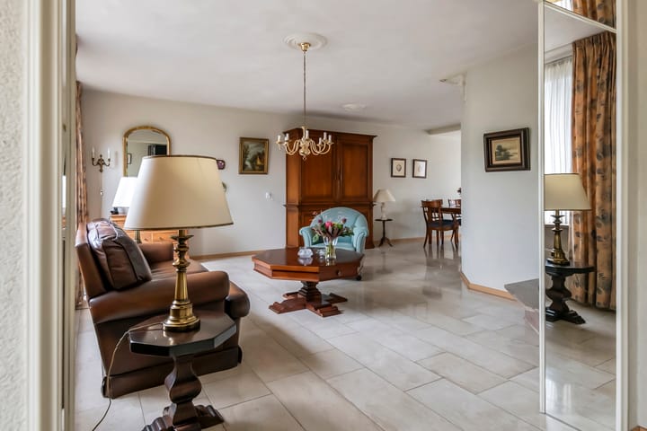 Photo 8 of Van Delenshof 14