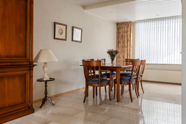 Photo 13 of Van Delenshof 14