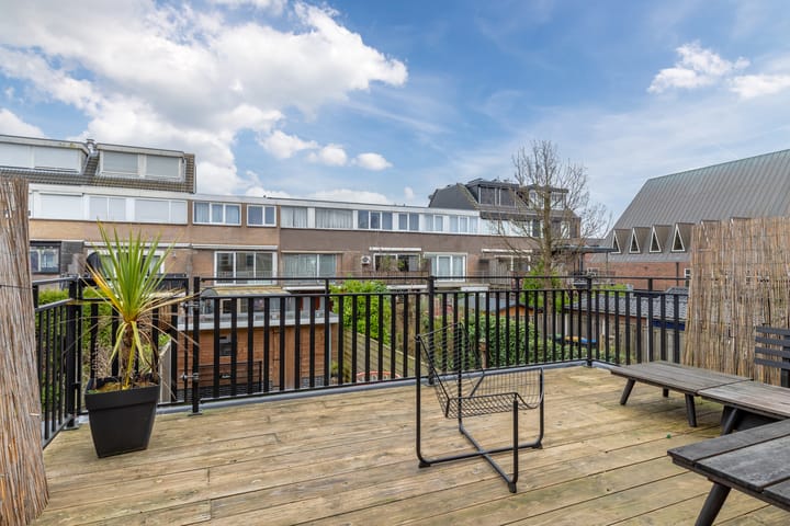 Photo 21 of Bilderdijkstraat 19