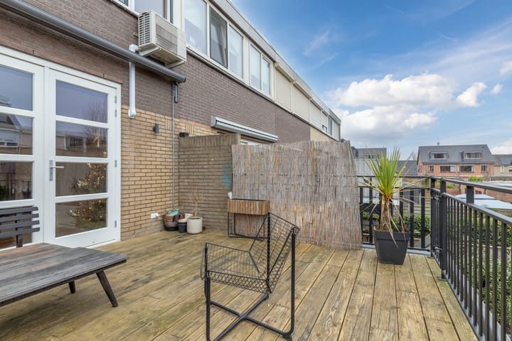 Photo 22 of Bilderdijkstraat 19