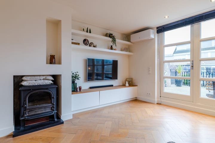 Photo 23 of Bilderdijkstraat 19