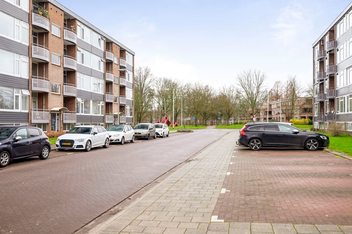 Bekijk foto 19 van Koningin Julianastraat 230