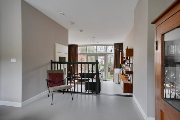 Foto 18 van Burgemeester Dolmanslaan 46