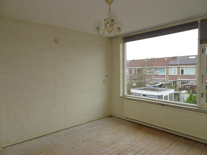 Photo 17 of Van Goghstraat 2