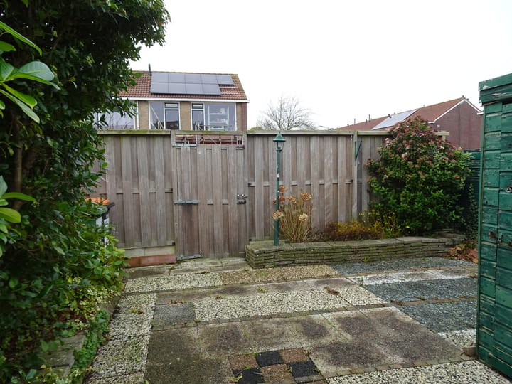 Photo 25 of Van Goghstraat 2