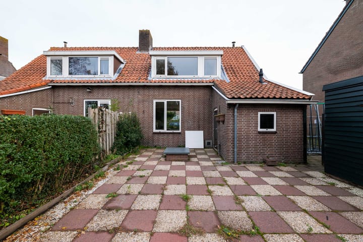 Foto 2 van Dorpsweg 10