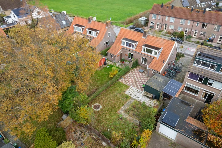 Bekijk foto 33 van Dorpsweg 10