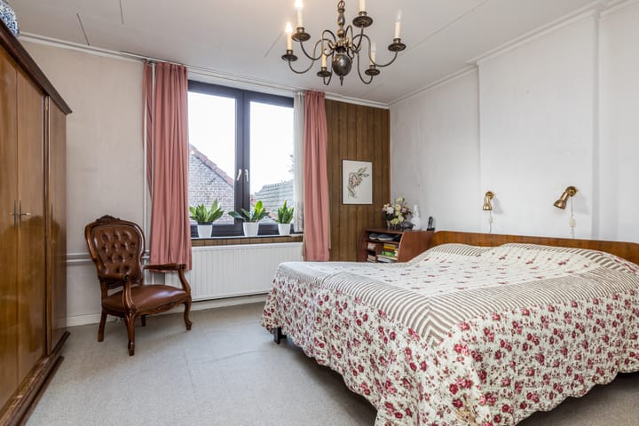 Photo 15 of Groenseykerstraat 40