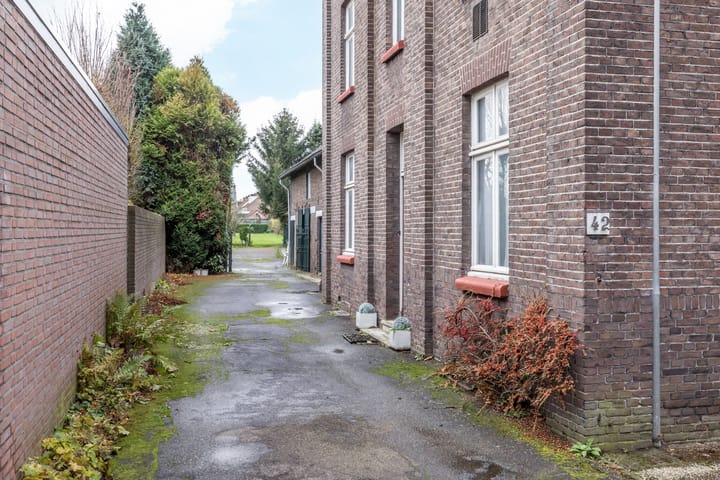 Photo 21 of Groenseykerstraat 40