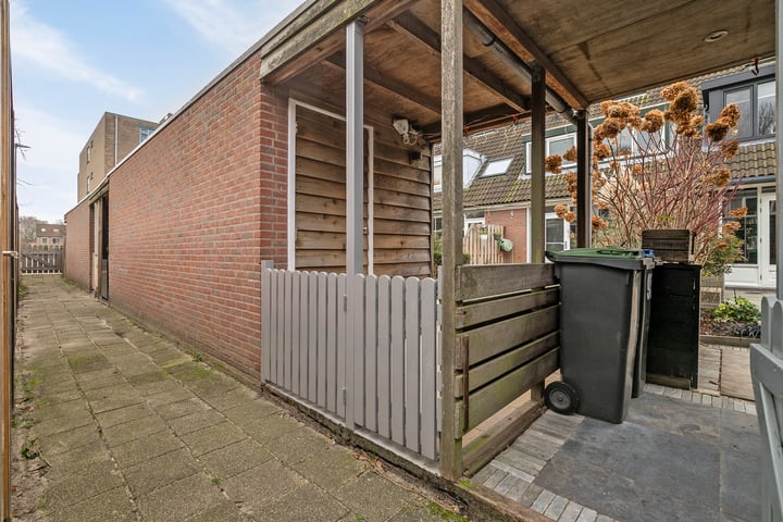 Bekijk foto 16 van Schrijnwerkerstraat 95