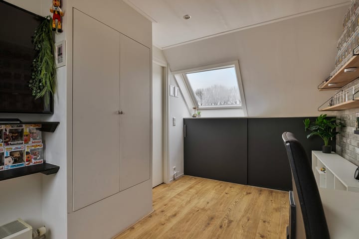 Foto 32 van Schrijnwerkerstraat 95