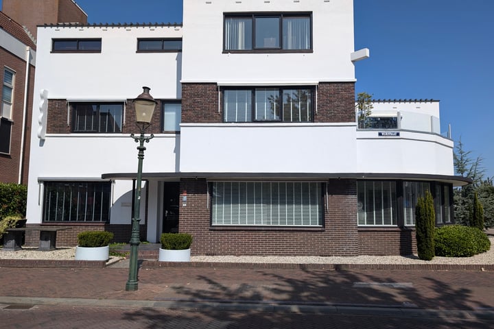 Bekijk foto 3 van Wijkstraat 105