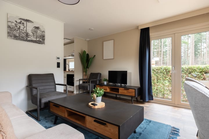 Photo 9 of Nieuwe Prinsenweg 7-17A