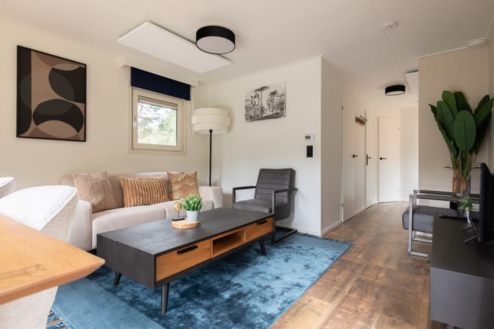 Photo 10 of Nieuwe Prinsenweg 7-17A