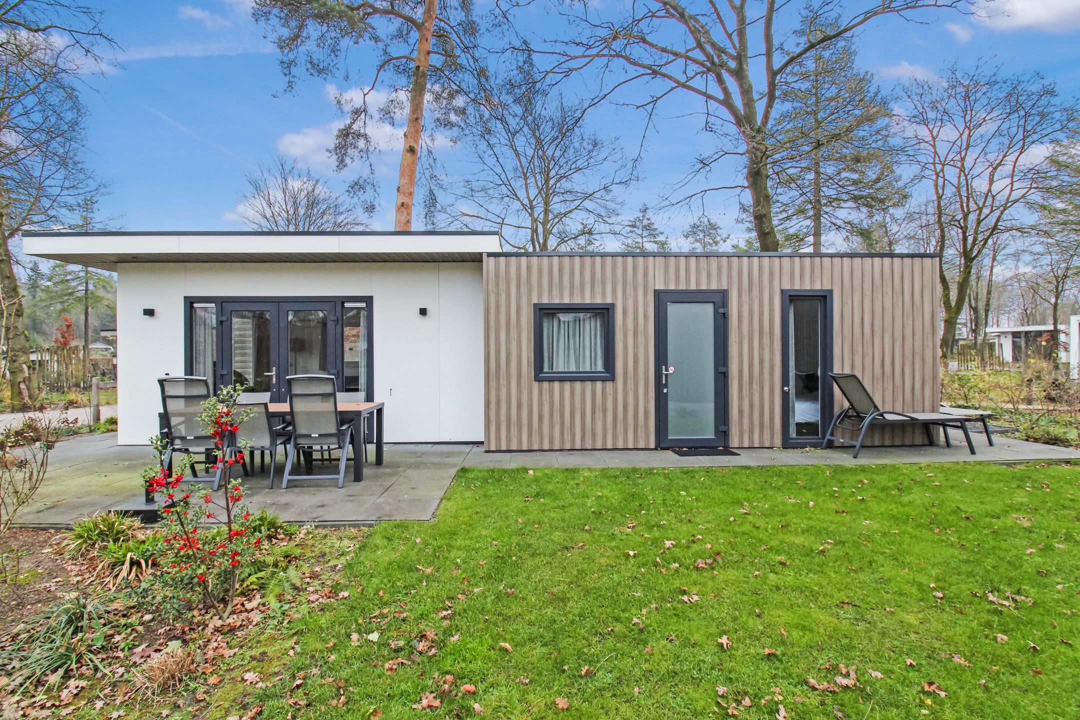 3-bedroom freehold villa in Ede — photo 3 of 5