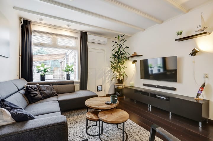 Foto 10 van Gronausestraat 54