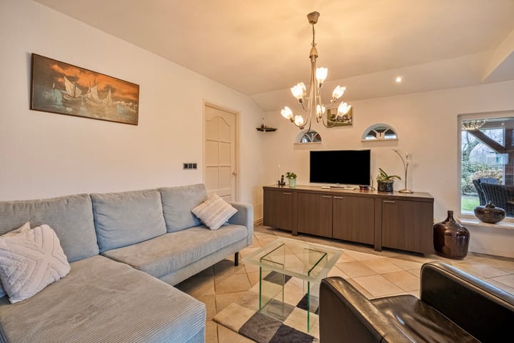 Foto 10 van Vemderdwarsweg 5