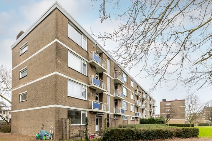 Foto 1 van Burgemeester Crezéestraat 77