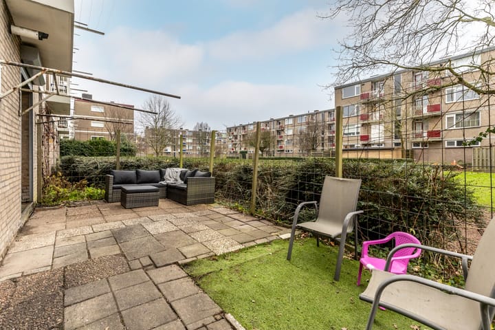 Foto 24 van Burgemeester Crezéestraat 77