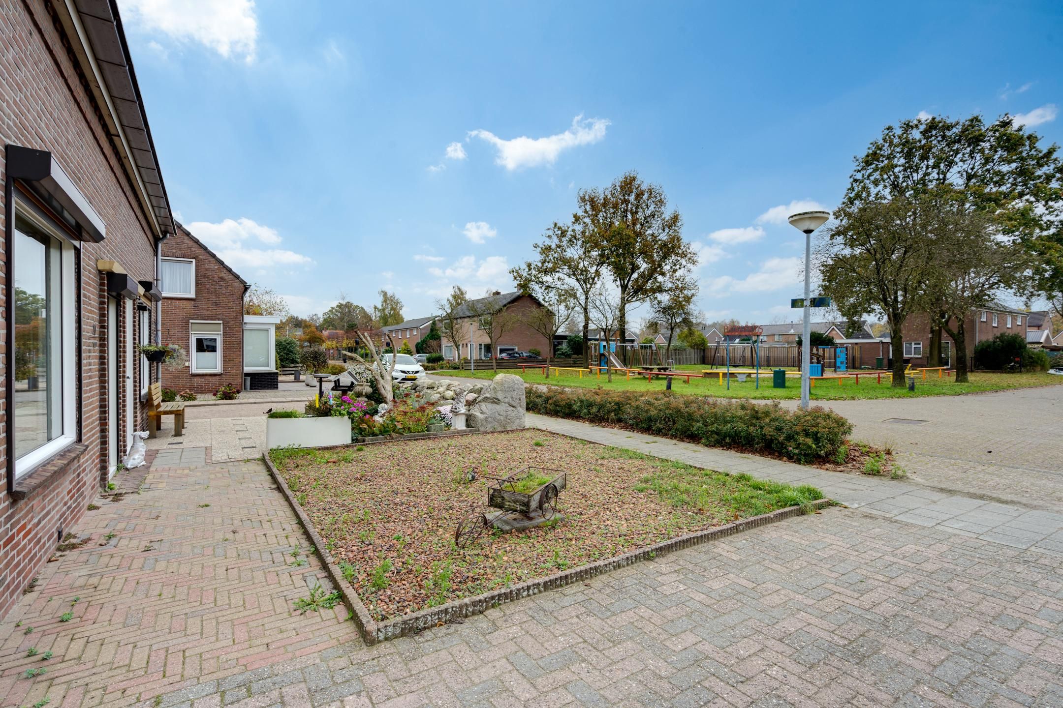 Foto 3 van Meidoornlaan 10