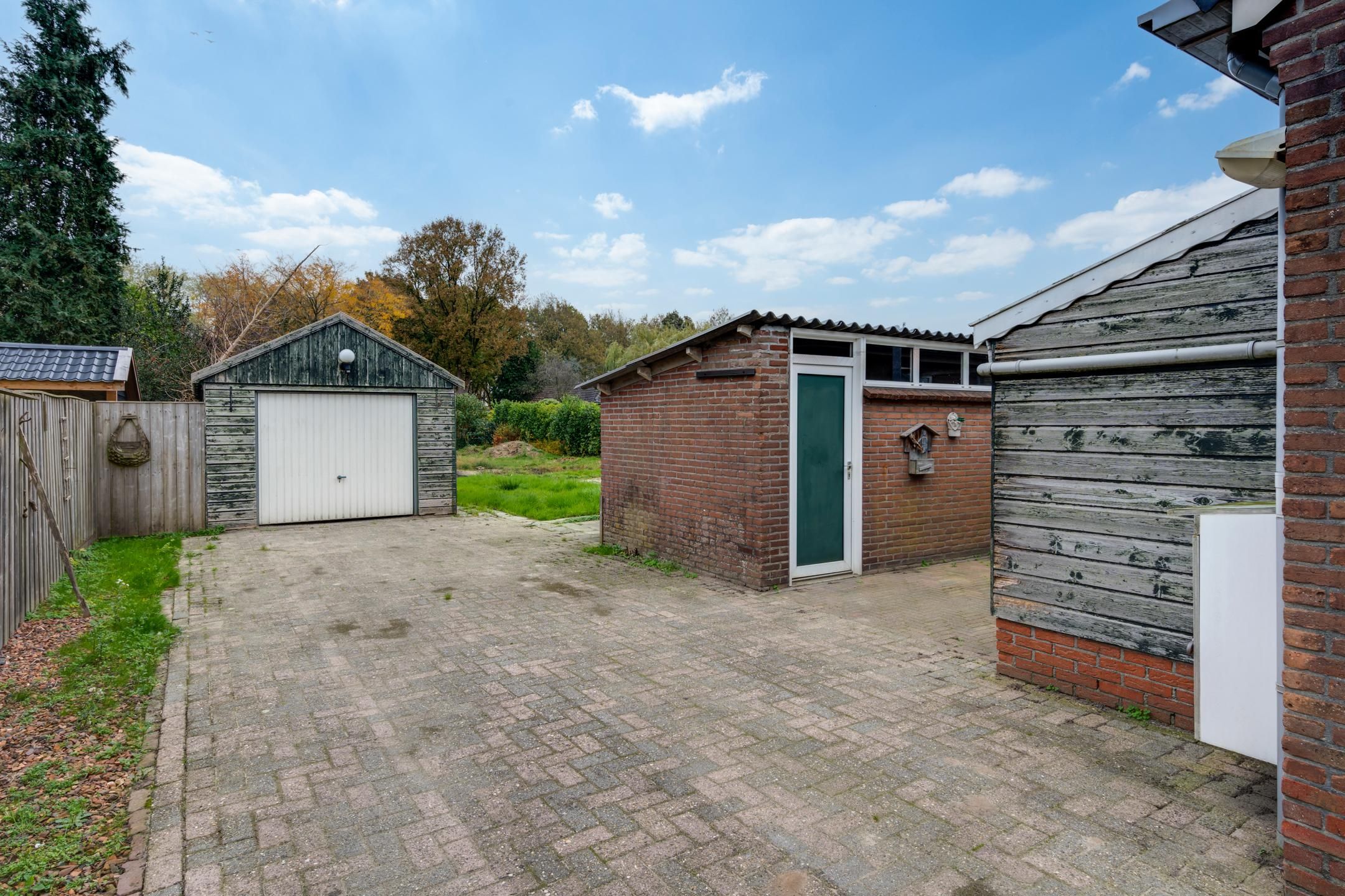 Foto 15 van Meidoornlaan 10