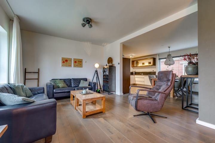 Foto 2 van Bovensteveenweg 2