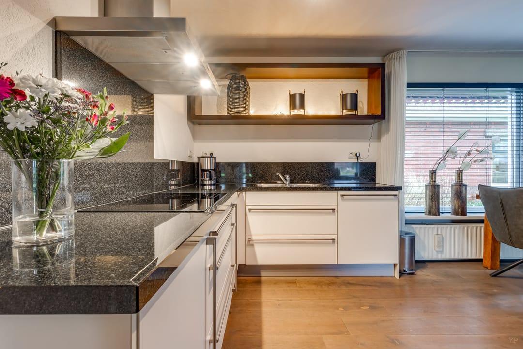 Foto 16 van Bovensteveenweg 2