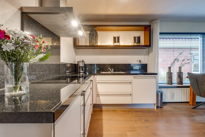 Foto 16 van Bovensteveenweg 2