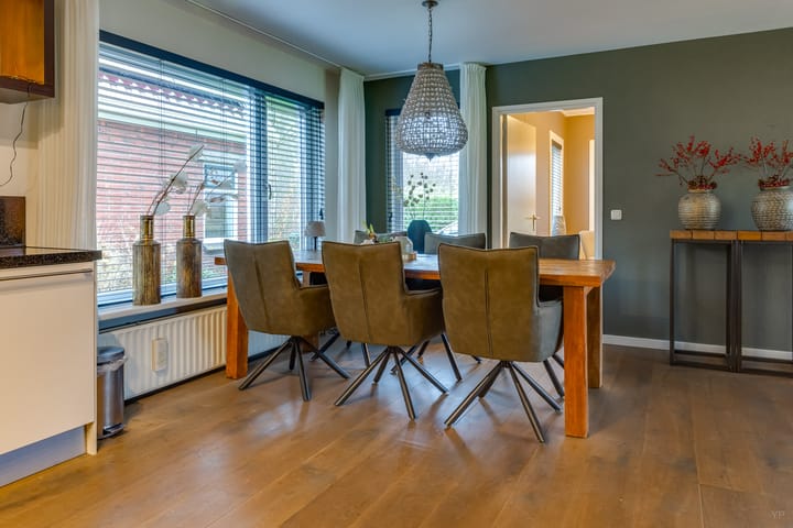 Foto 19 van Bovensteveenweg 2